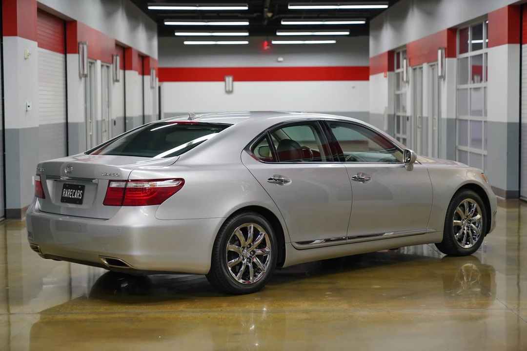 2008 Lexus LS 4th Gen - Image 25 of 31