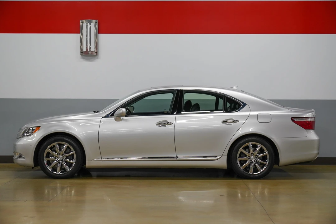 2008 Lexus LS 4th Gen - Image 28 of 31