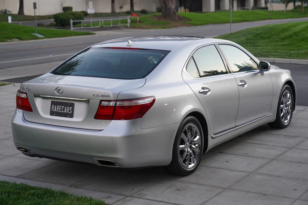 2008 Lexus LS 4th Gen - Image 14 of 31