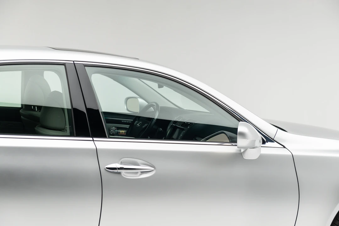 2008 Lexus LS 4th Gen - Image 15 of 31