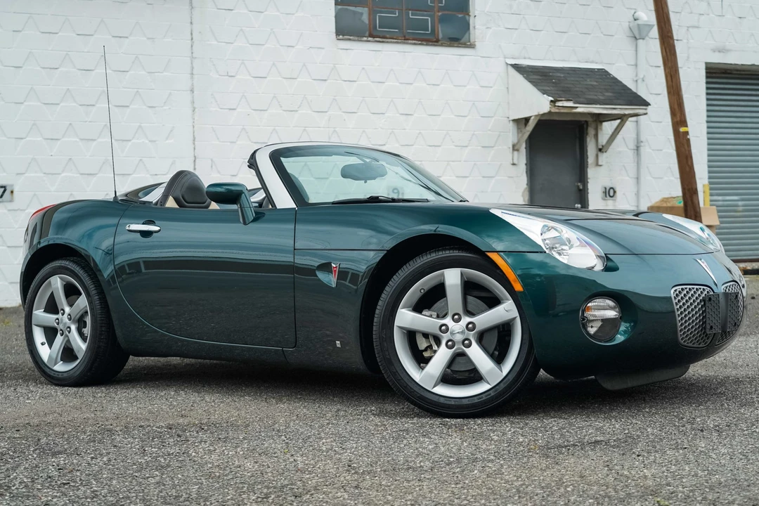 2008 Pontiac Solstice - Image 3 of 31