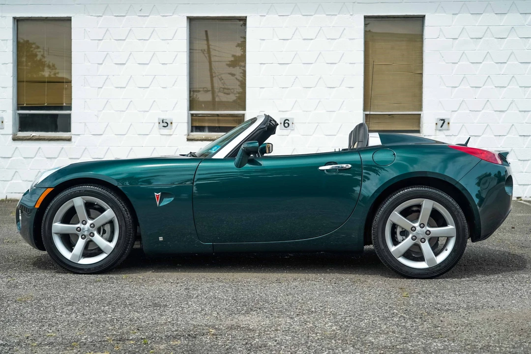 2008 Pontiac Solstice - Image 9 of 31