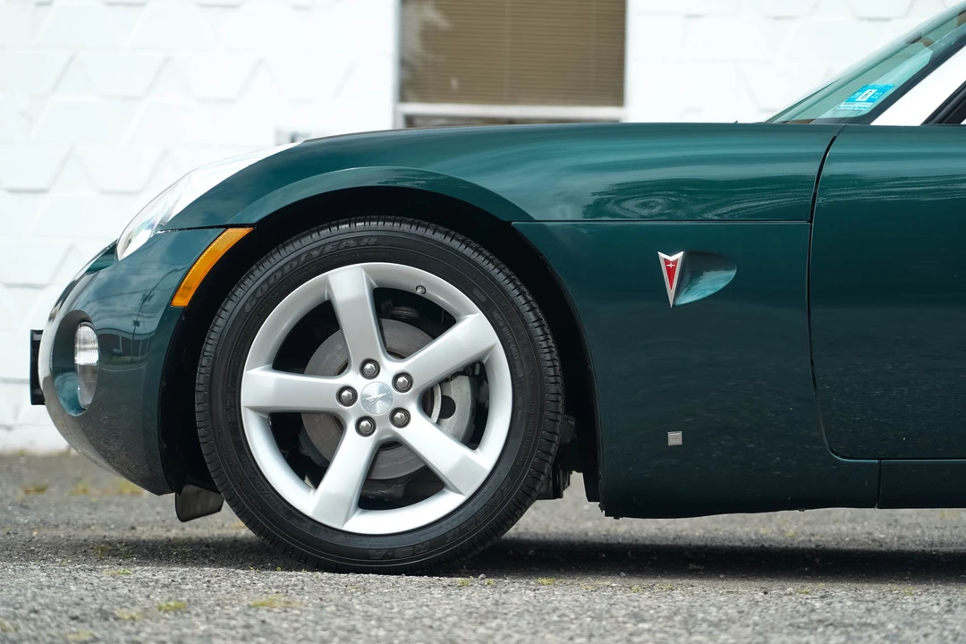 2008 Pontiac Solstice - Image 29 of 31