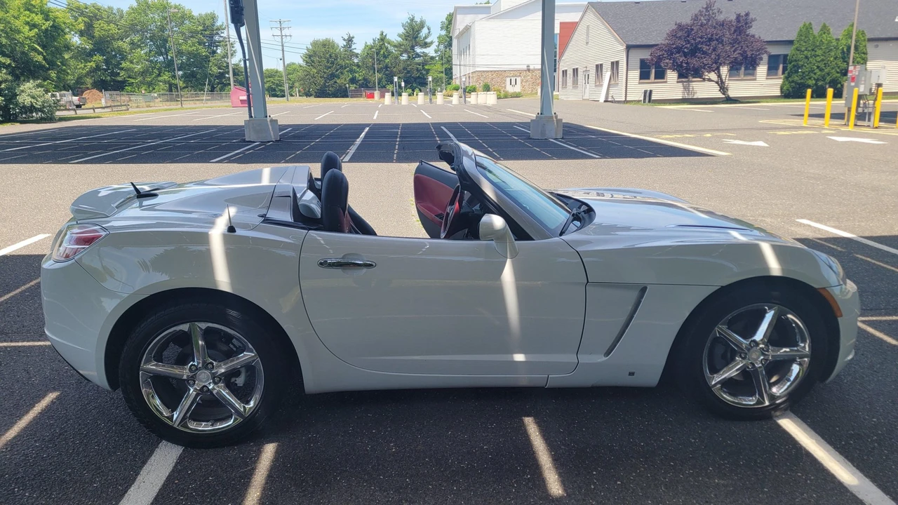 2008 Saturn Sky Red Line - Image 6 of 31