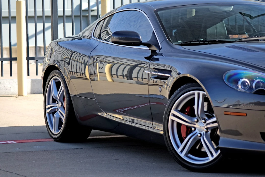2009 Aston Martin DB9 - Image 27 of 31
