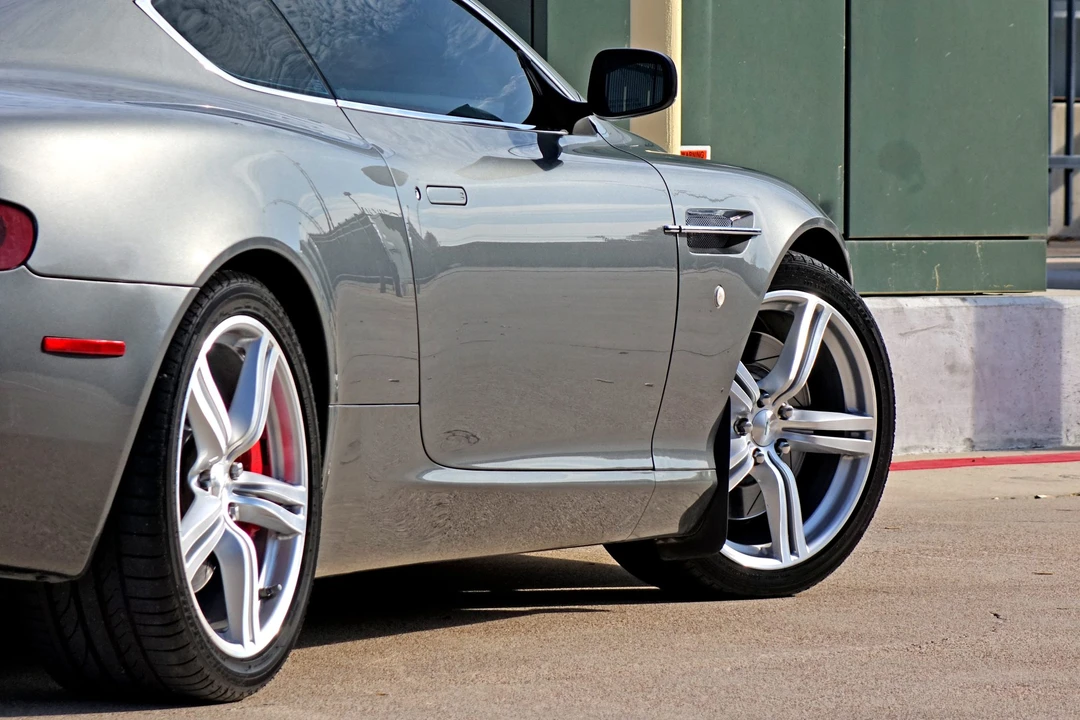 2009 Aston Martin DB9 - Image 26 of 31