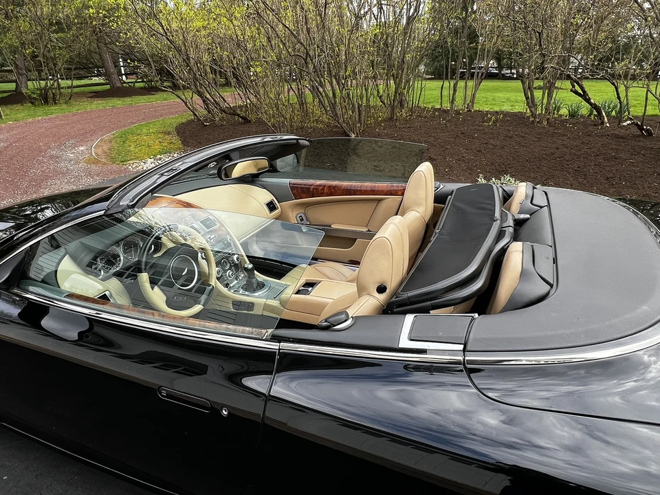 2009 Aston Martin DB9 - Image 14 of 31