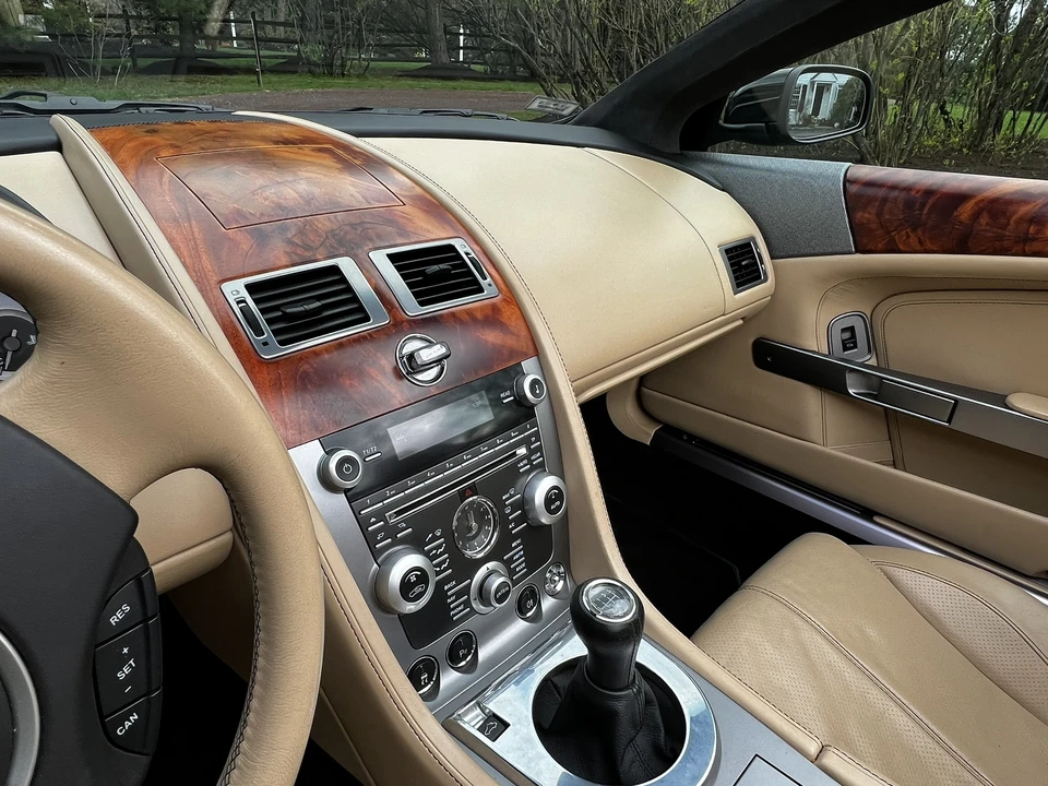 2009 Aston Martin DB9 - Image 26 of 31