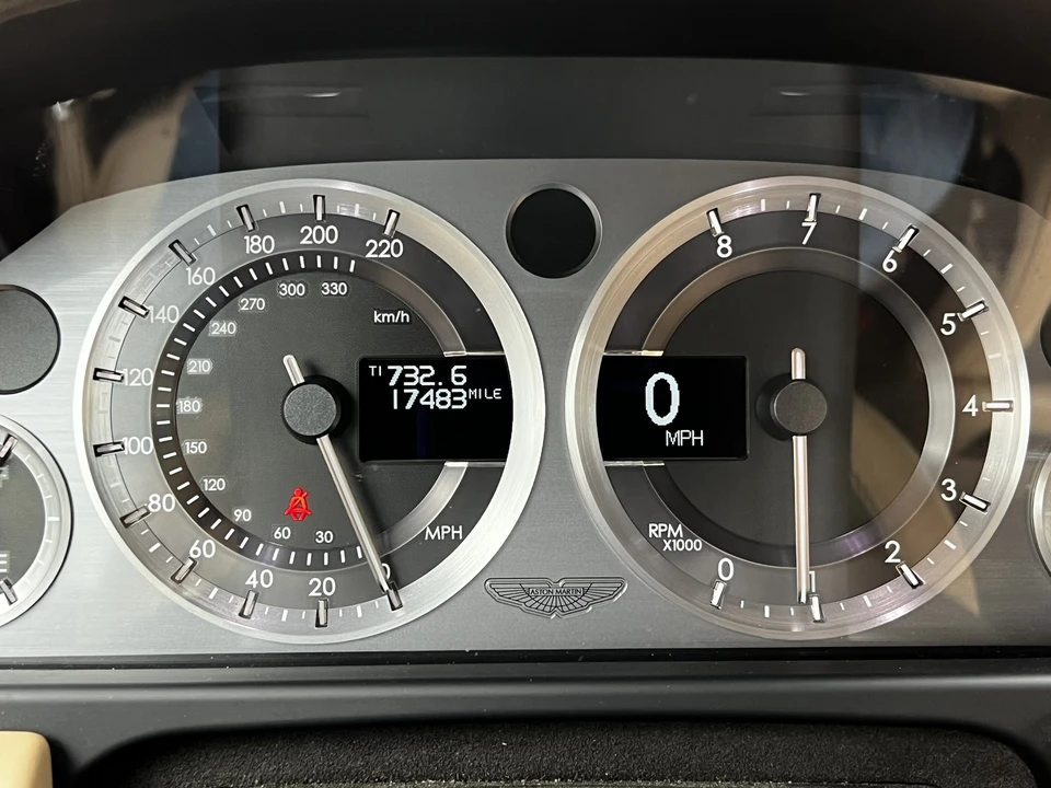 2009 Aston Martin DB9 - Image 25 of 31