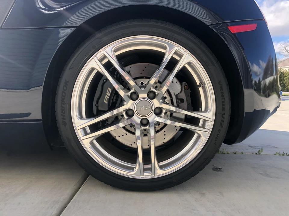 2009 Audi 42 R8 - Image 30 of 31