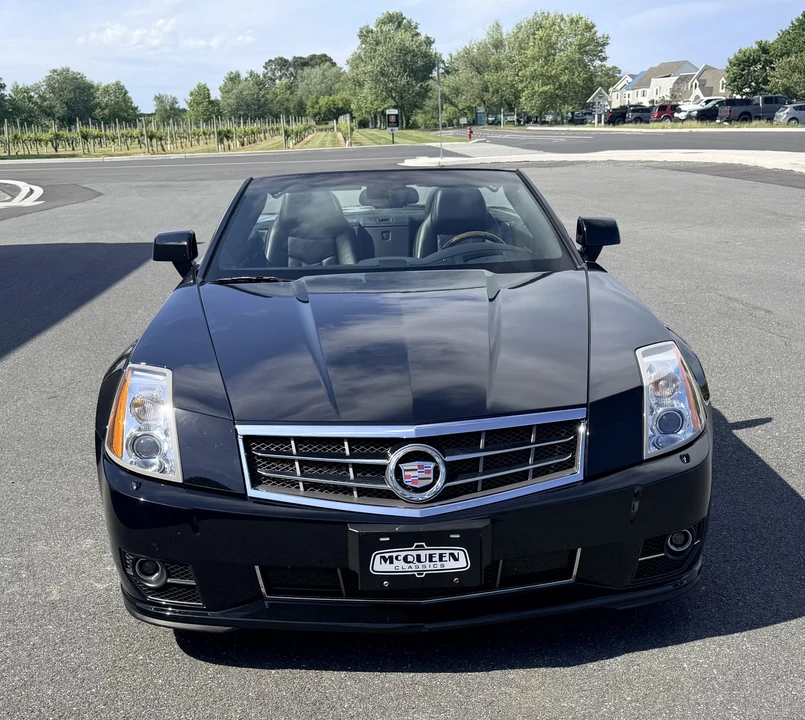 2009 Cadillac XLR - Image 14 of 31