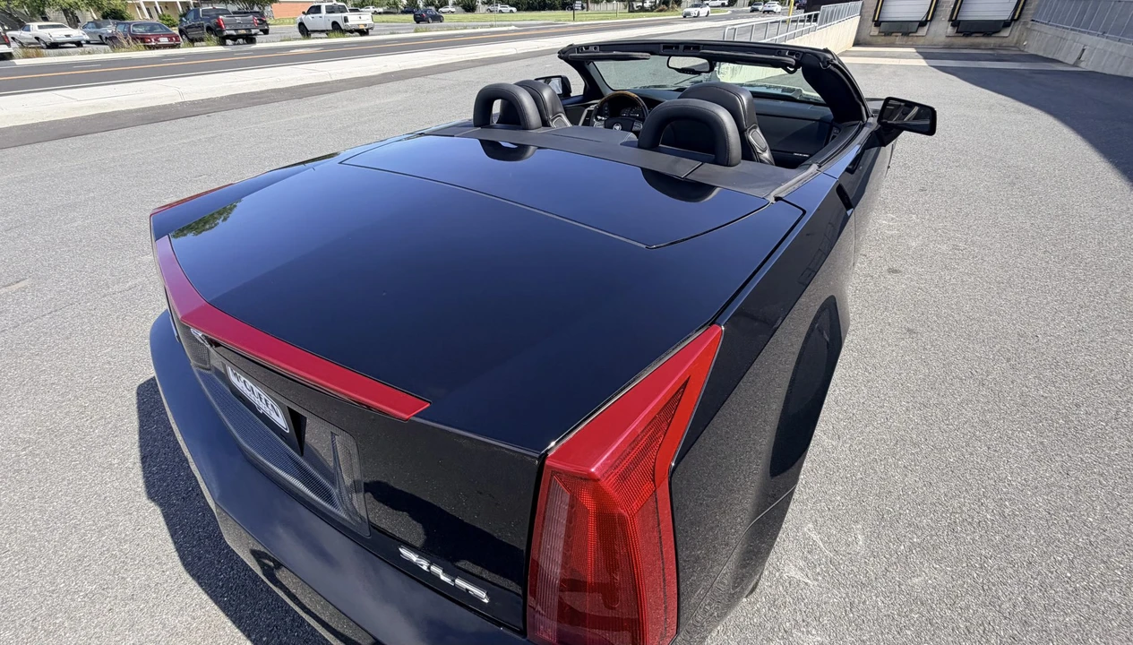2009 Cadillac XLR - Image 31 of 31