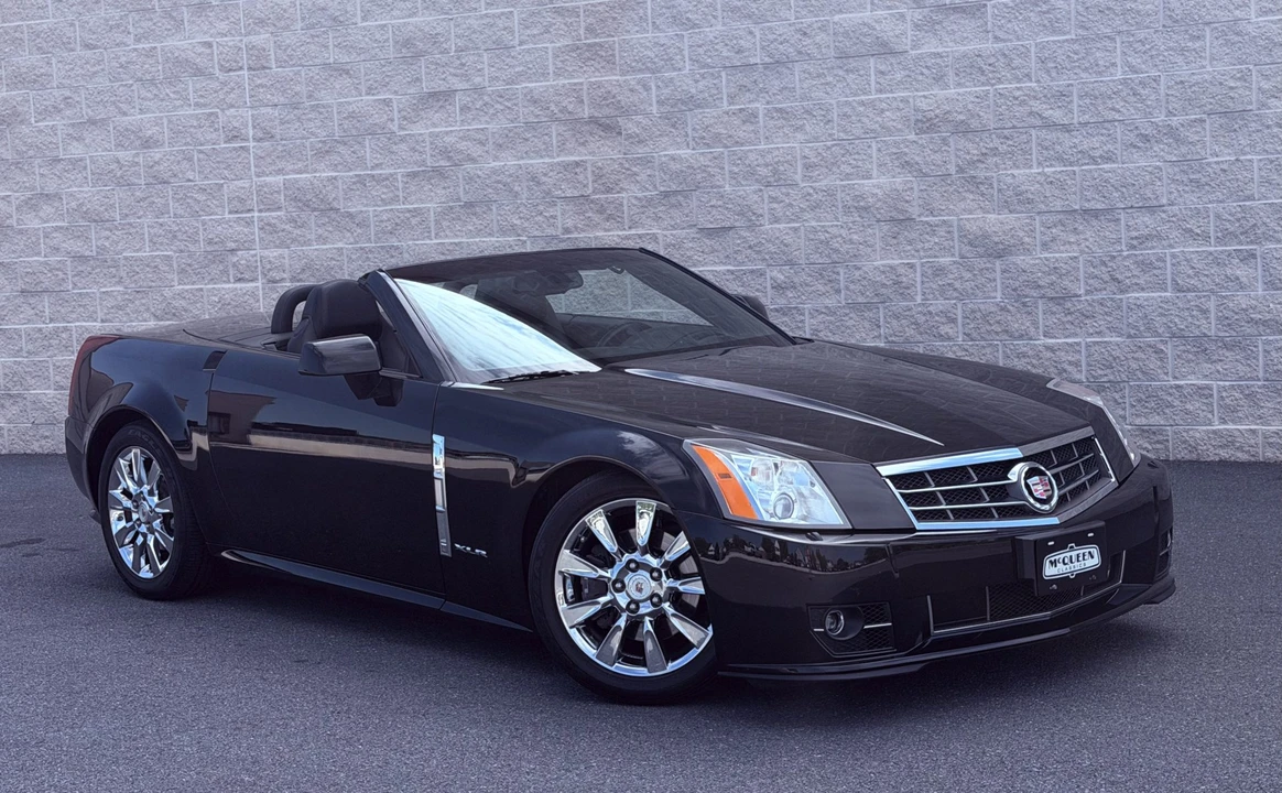 2009 Cadillac XLR - Image 19 of 31
