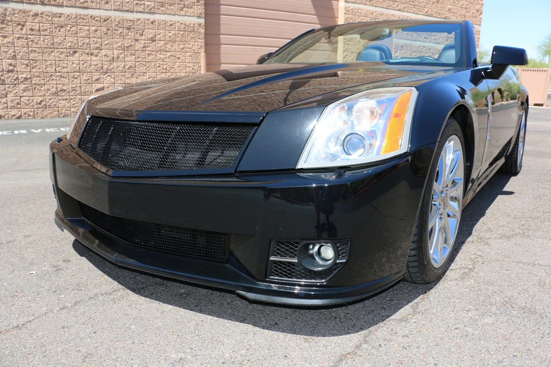2009 Cadillac XLR-V - Image 20 of 31