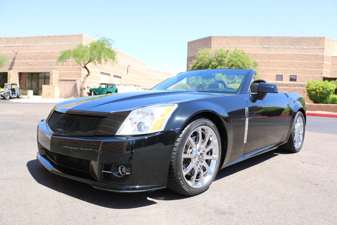 2009 Cadillac XLR-V - Image 5 of 31