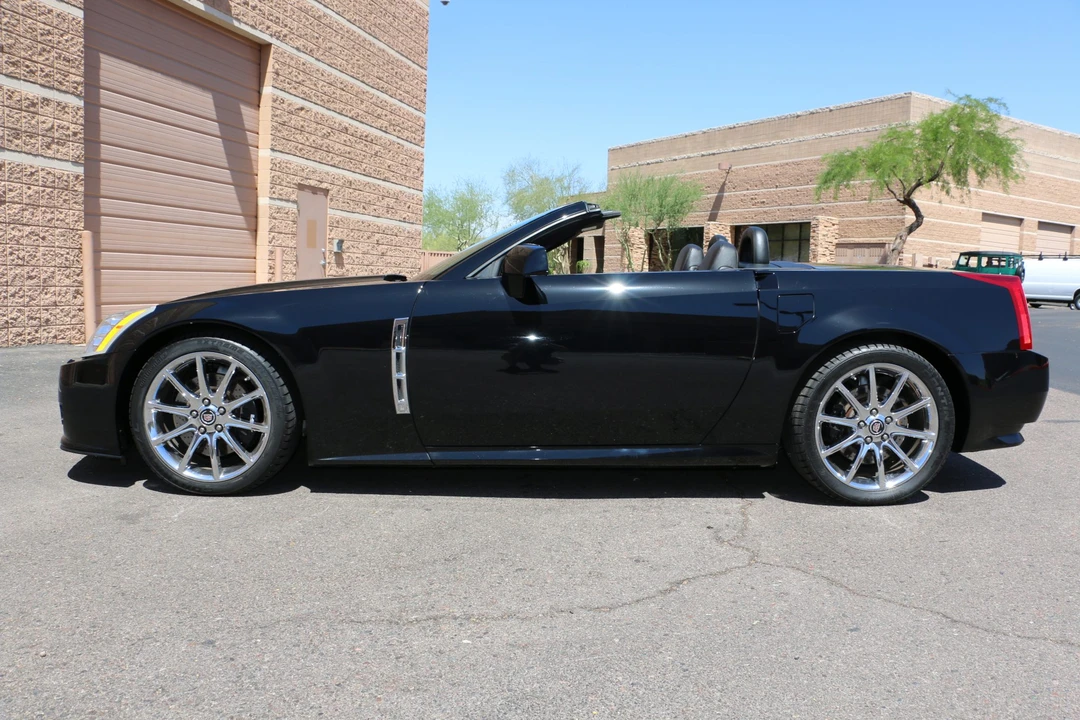2009 Cadillac XLR-V - Image 6 of 31