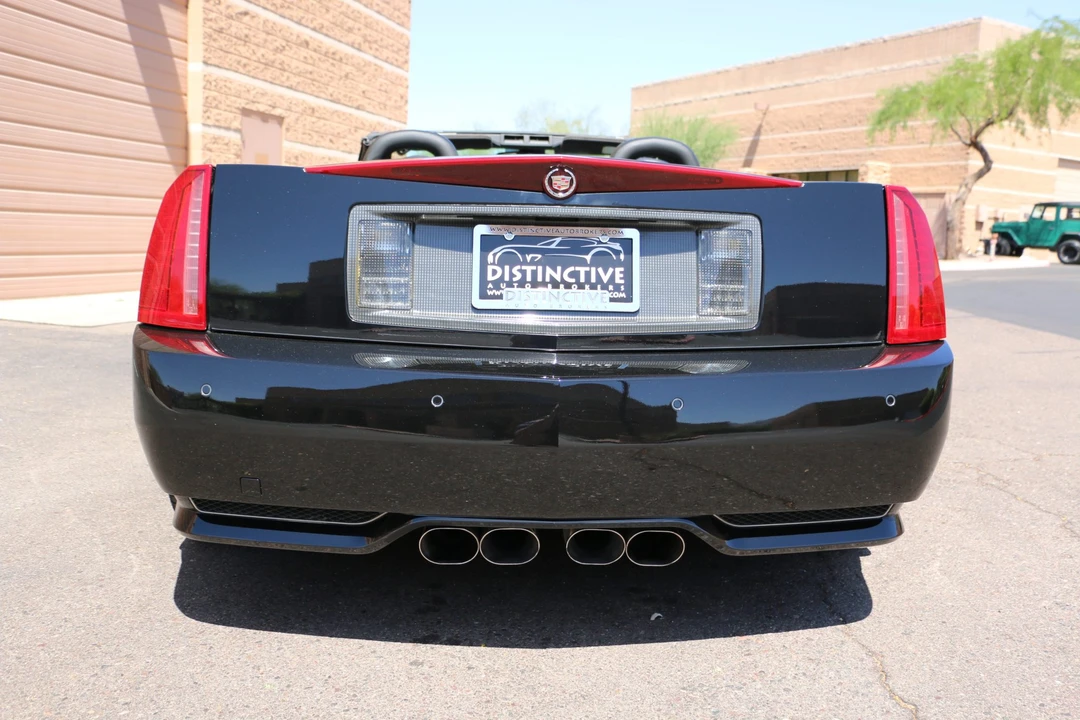 2009 Cadillac XLR-V - Image 31 of 31