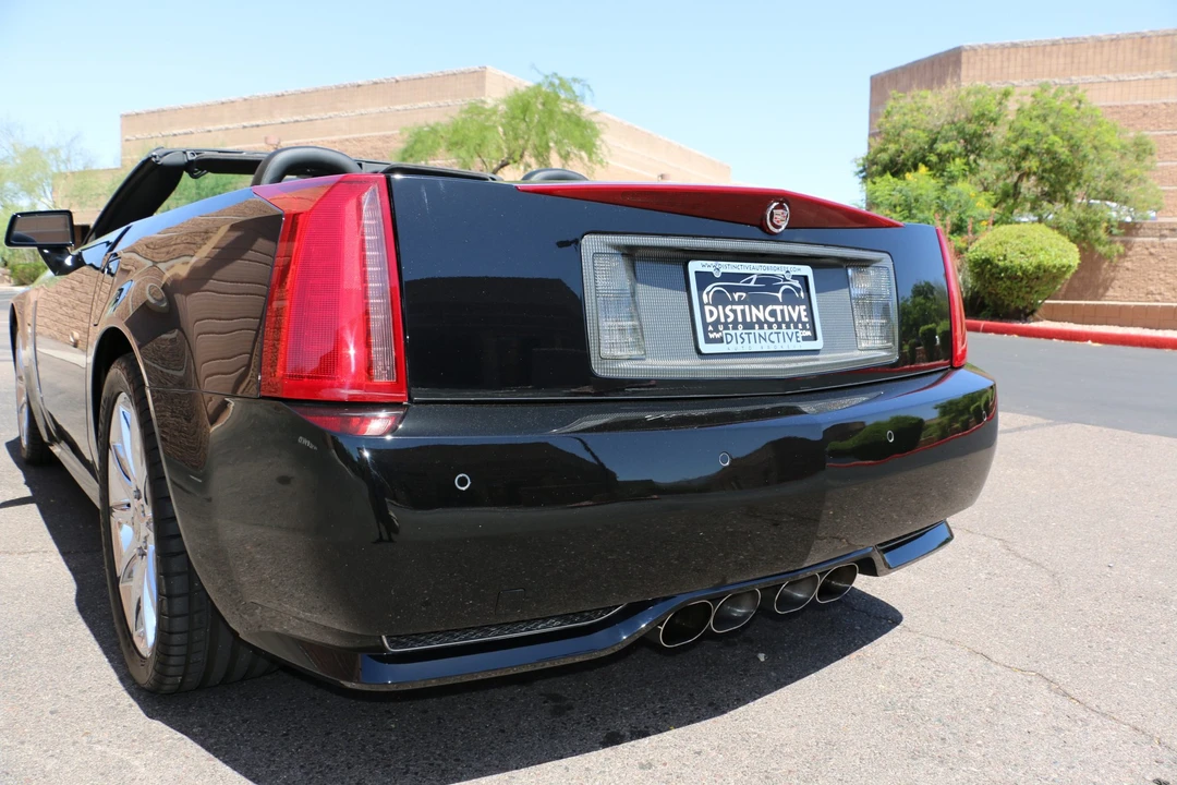 2009 Cadillac XLR-V - Image 26 of 31