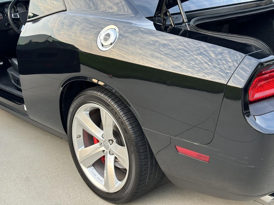 2009 Dodge Challenger SRT8 & 392 3rd Gen - Image 26 of 31