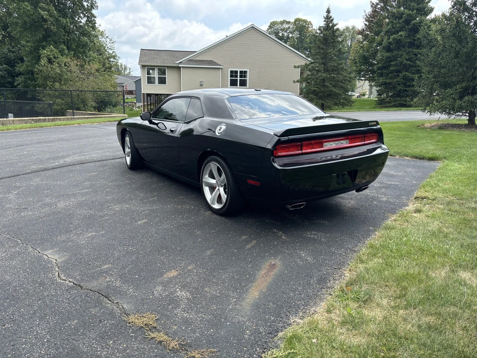 2009 Dodge Challenger SRT8 & 392 3rd Gen - Image 7 of 31