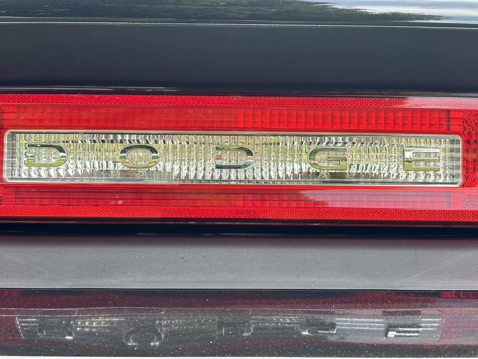 2009 Dodge Challenger SRT8 & 392 3rd Gen - Image 27 of 31