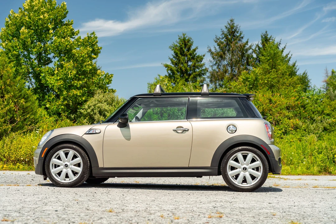 2009 Mini Mini 2nd Gen - Image 18 of 31