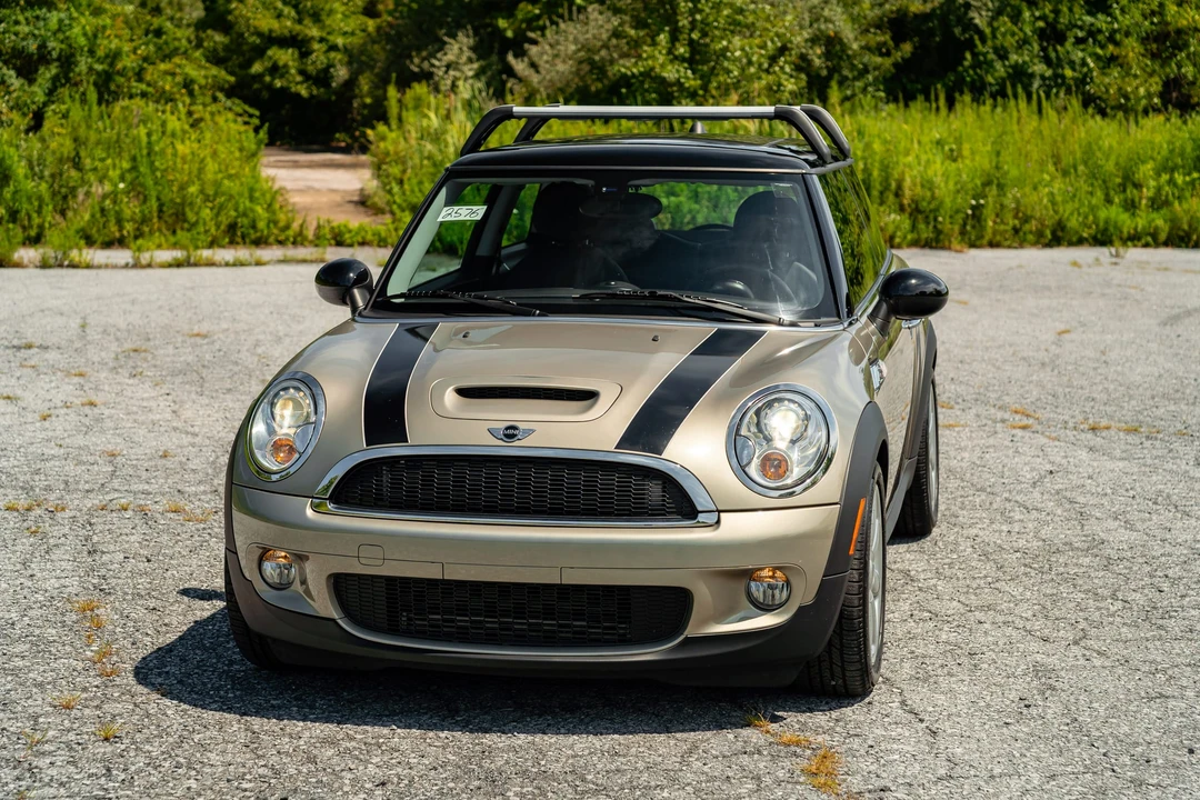 2009 Mini Mini 2nd Gen - Image 2 of 31