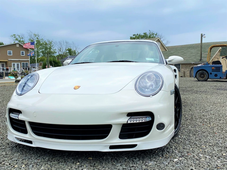 2009 Porsche 997 Turbo - Image 2 of 31