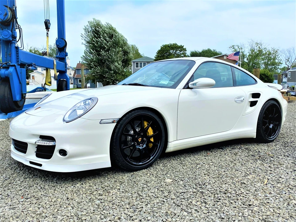 2009 Porsche 997 Turbo - Image 10 of 31