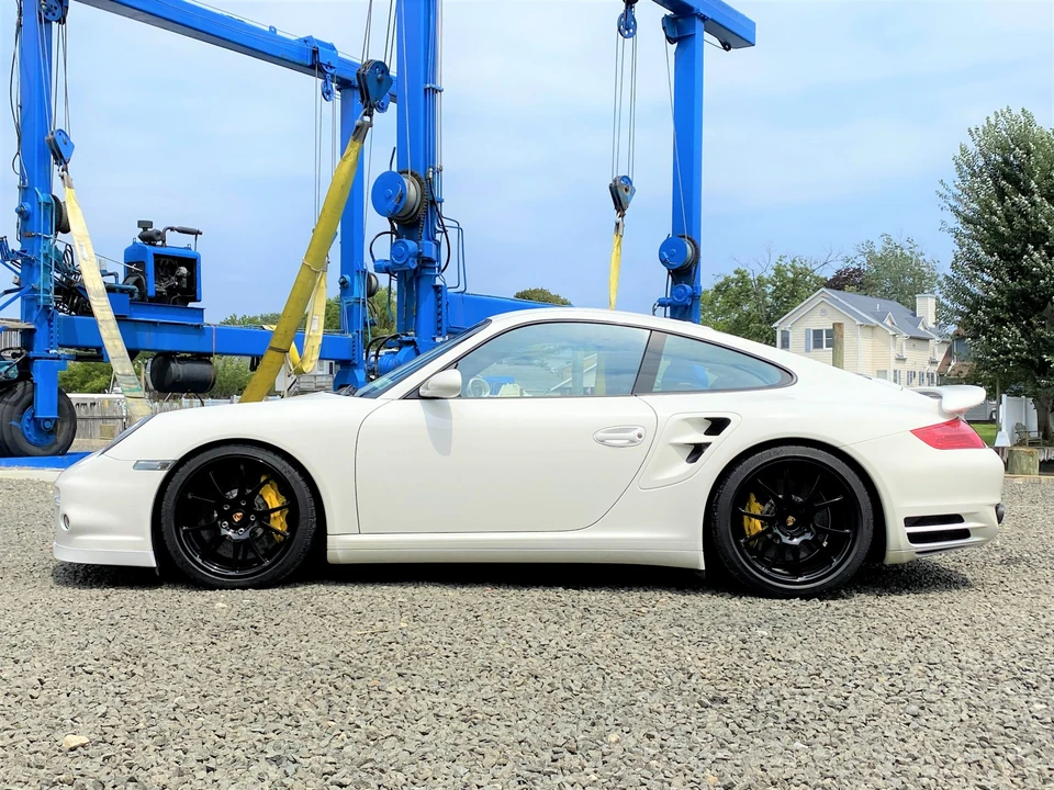 2009 Porsche 997 Turbo - Image 13 of 31