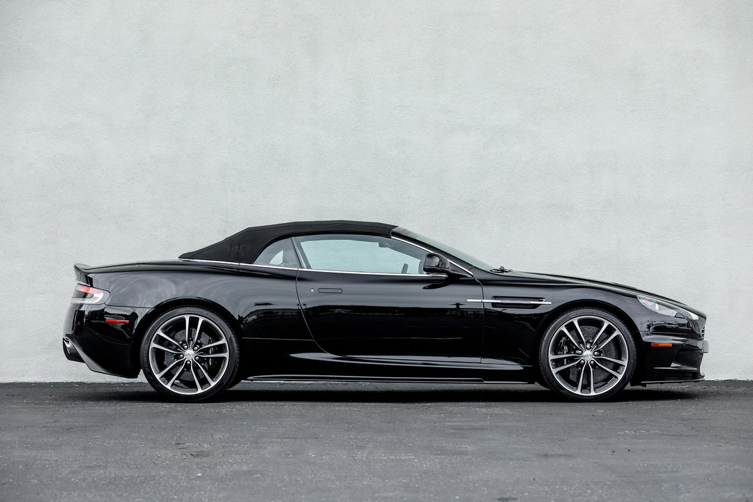 2010 Aston Martin DBS (2008-2012) - Image 11 of 31