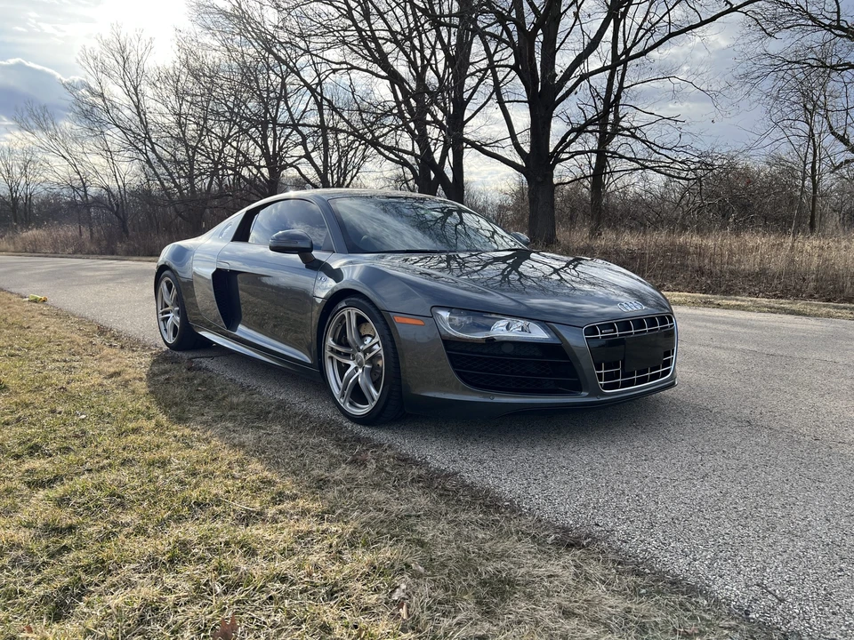 2010 Audi 42 R8 - Image 13 of 31