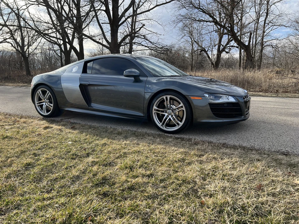2010 Audi 42 R8 - Image 16 of 31