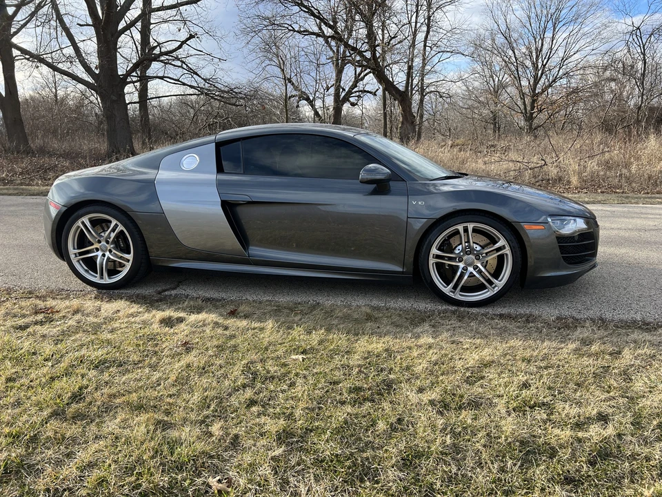 2010 Audi 42 R8 - Image 18 of 31