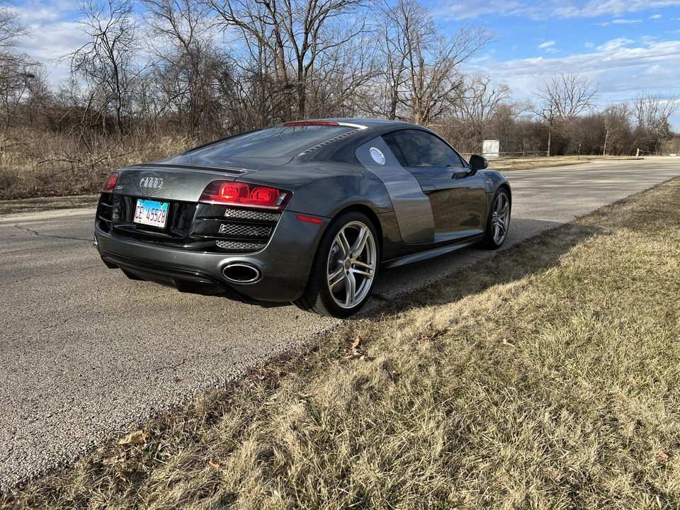 2010 Audi 42 R8 - Image 22 of 31