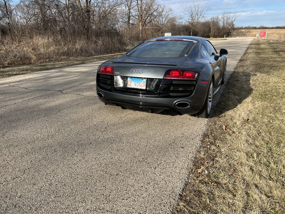 2010 Audi 42 R8 - Image 23 of 31