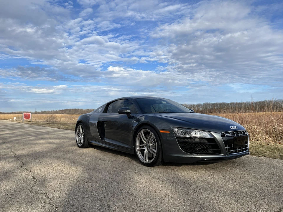 2010 Audi 42 R8 - Image 14 of 31