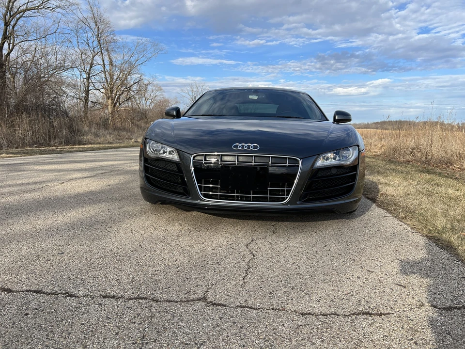 2010 Audi 42 R8 - Image 11 of 31