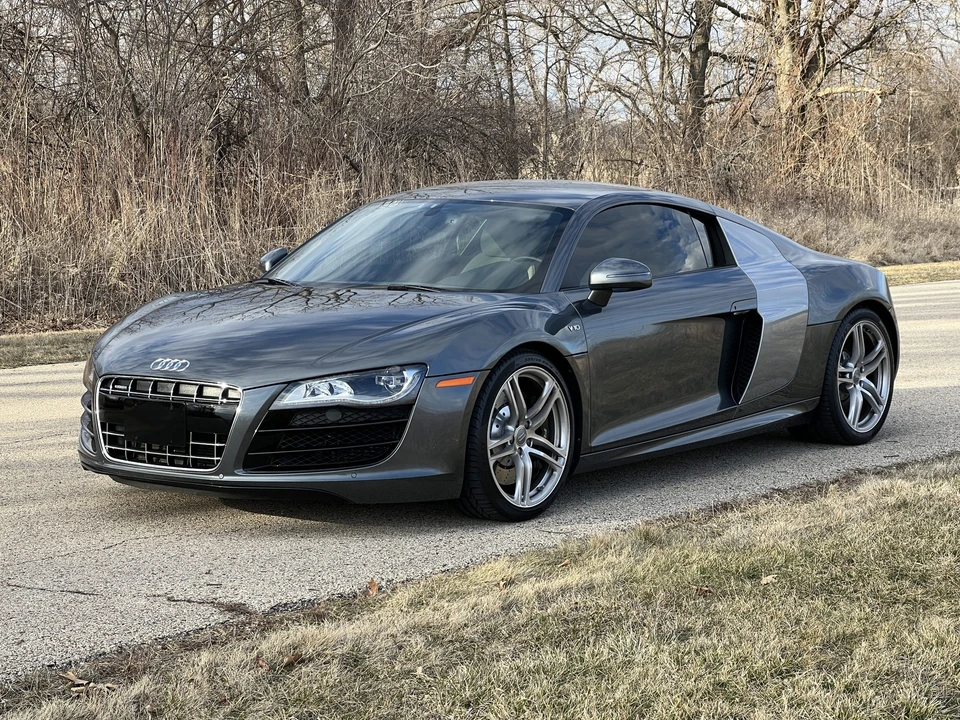 2010 Audi 42 R8 - Image 5 of 31