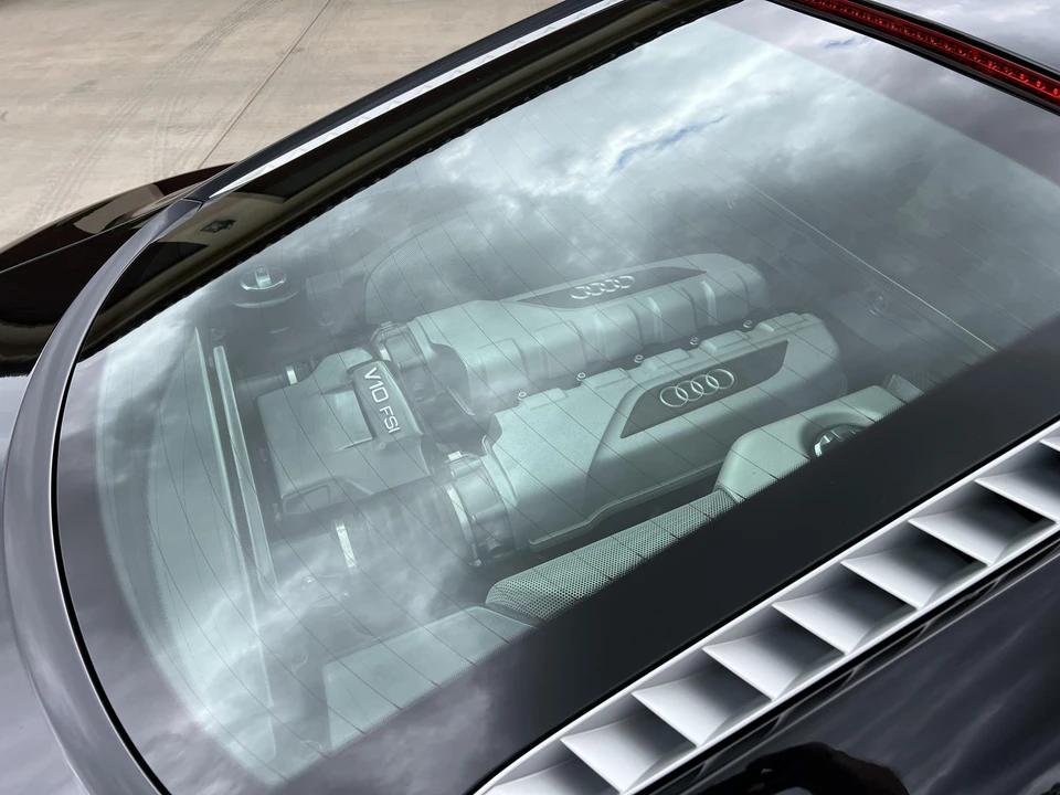 2010 Audi 42 R8 - Image 23 of 31
