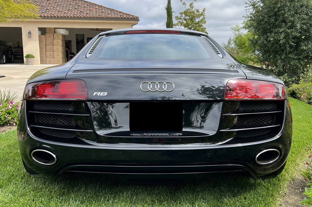 2010 Audi 42 R8 - Image 5 of 31