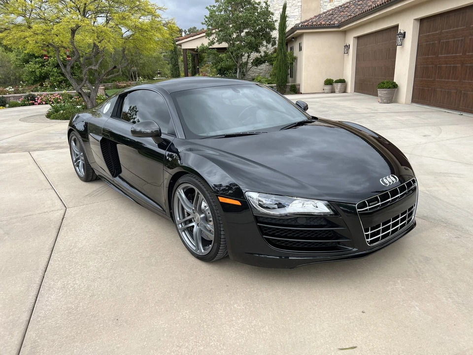 2010 Audi 42 R8 - Image 9 of 31
