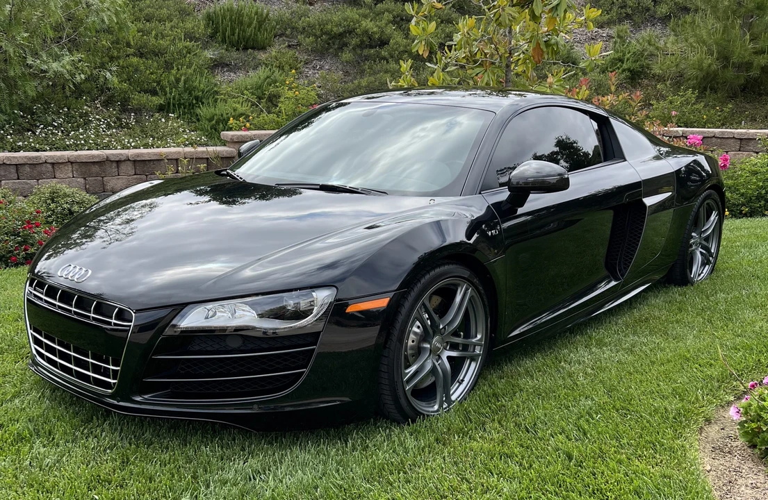 2010 Audi 42 R8 - Image 2 of 31