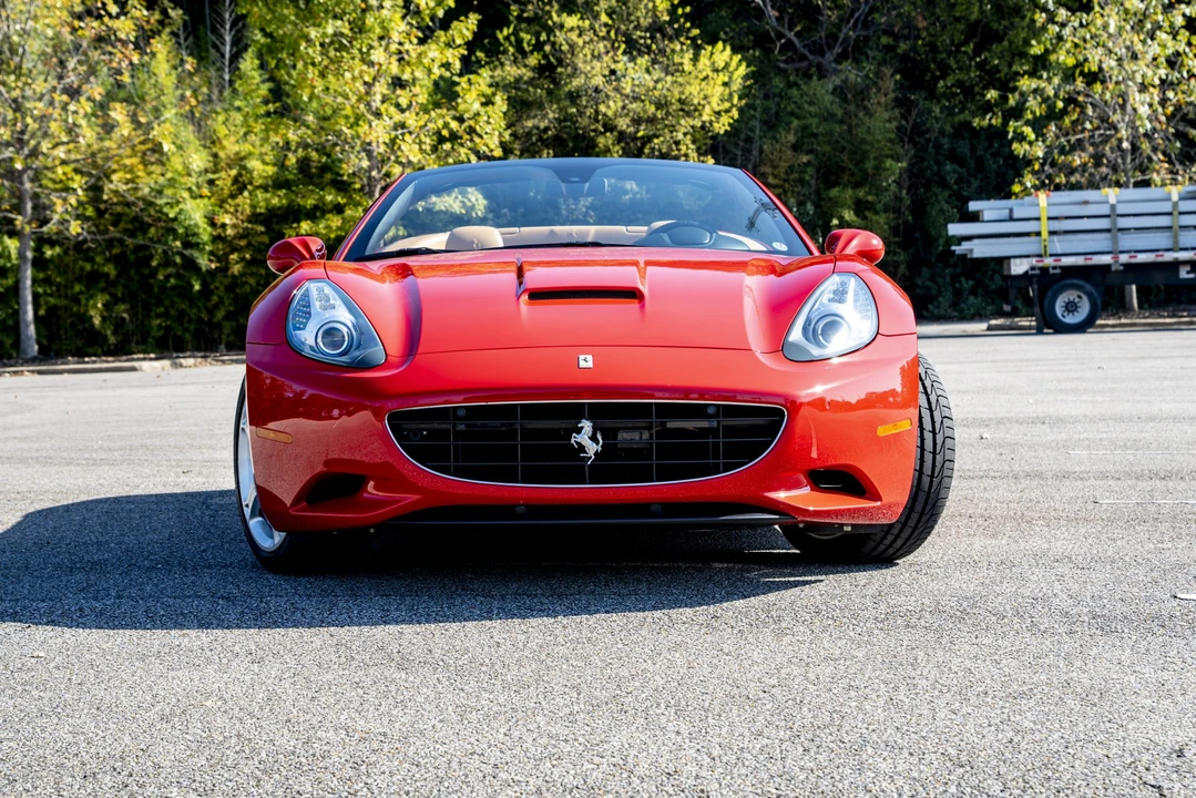2010 Ferrari California - Image 18 of 31