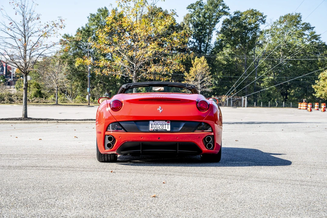 2010 Ferrari California - Image 28 of 31