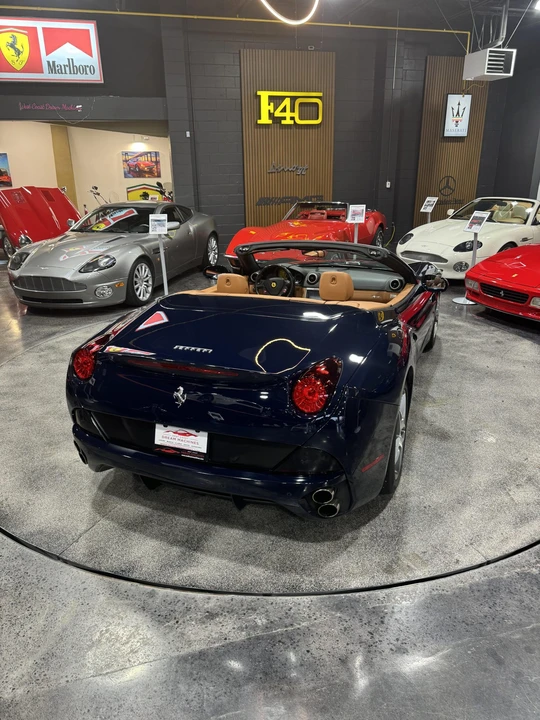 2010 Ferrari California - Image 19 of 31