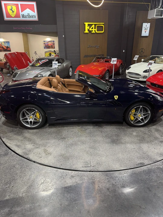 2010 Ferrari California - Image 23 of 31