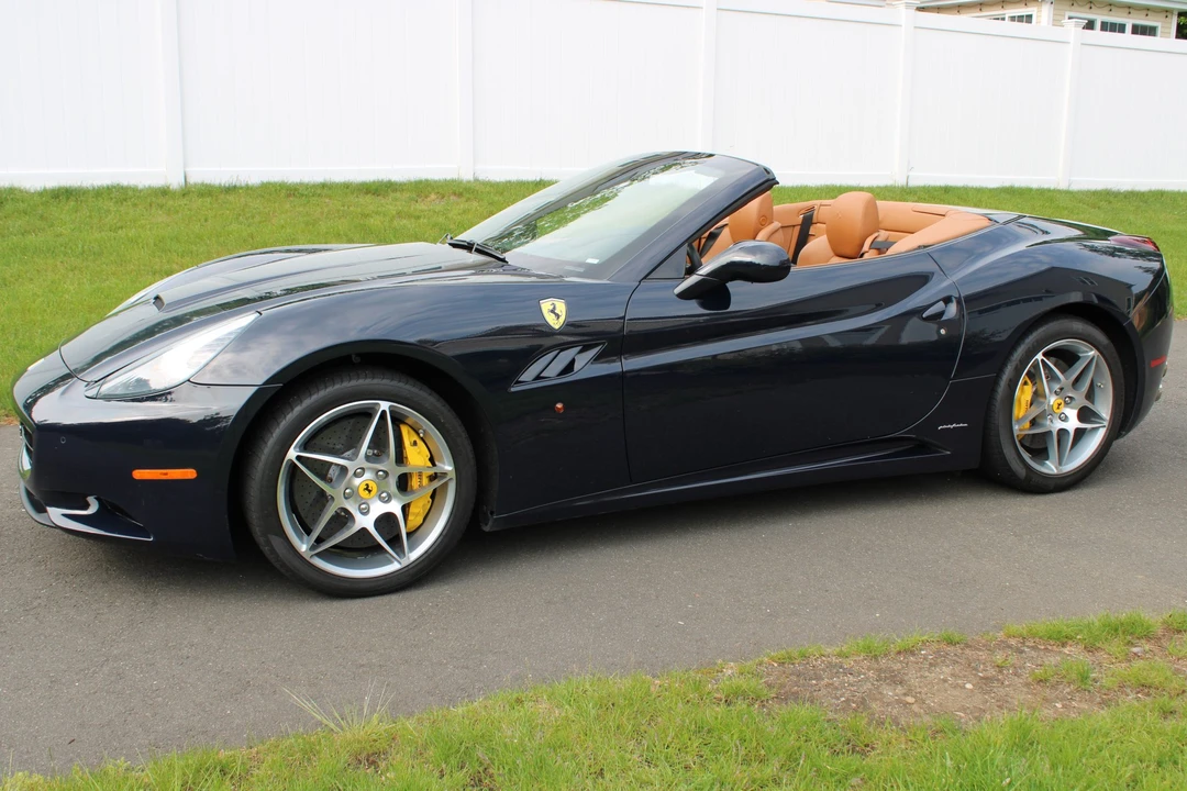 2010 Ferrari California - Image 4 of 31
