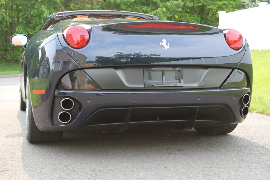 2010 Ferrari California - Image 15 of 31