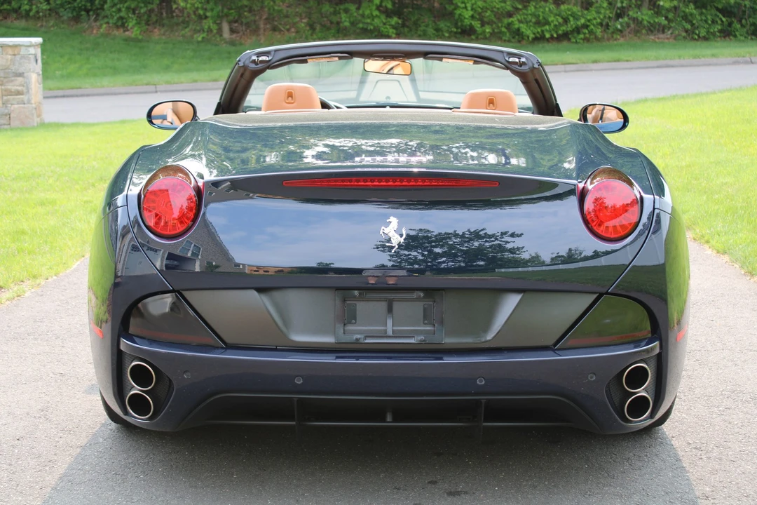 2010 Ferrari California - Image 16 of 31